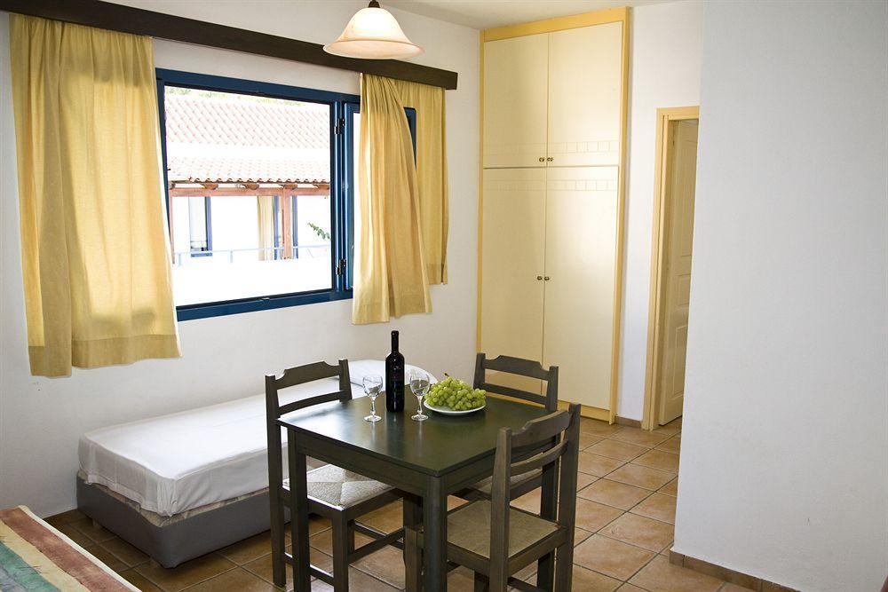 Iliana Apartments Georgioupoli Esterno foto