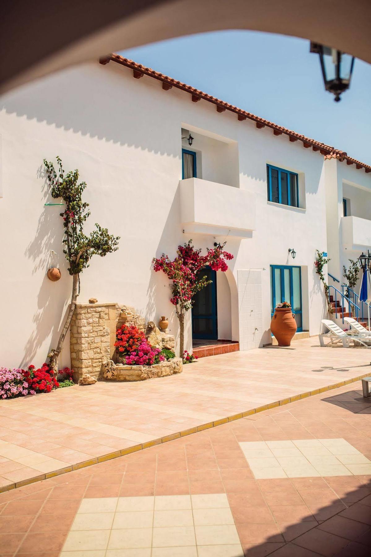 Iliana Apartments Georgioupoli Esterno foto